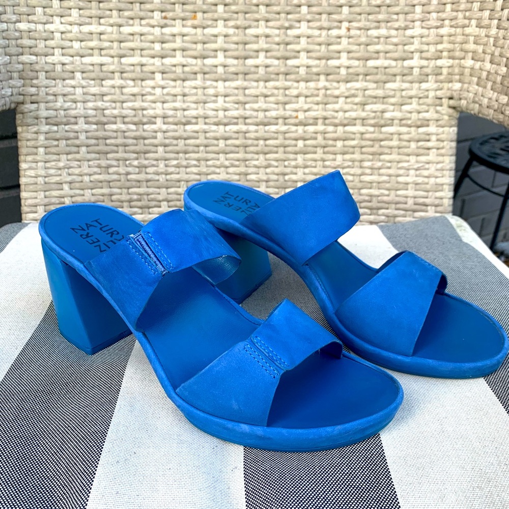 Naturalizer Gen N-Whirl blue leather mule sandal